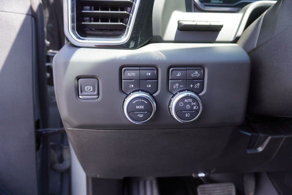 2024 GMC Sierra 3500HD DENALI HD - 23057554 - 31