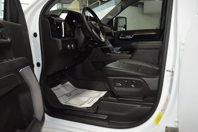 2024 GMC Sierra 3500HD Denali Reserve DRW - 22871984 - 44