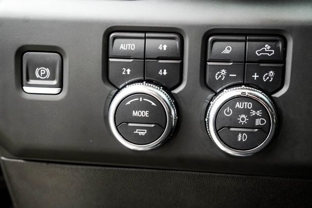 2024 GMC Sierra 3500HD Denali Ultimate - 22993496 - 40