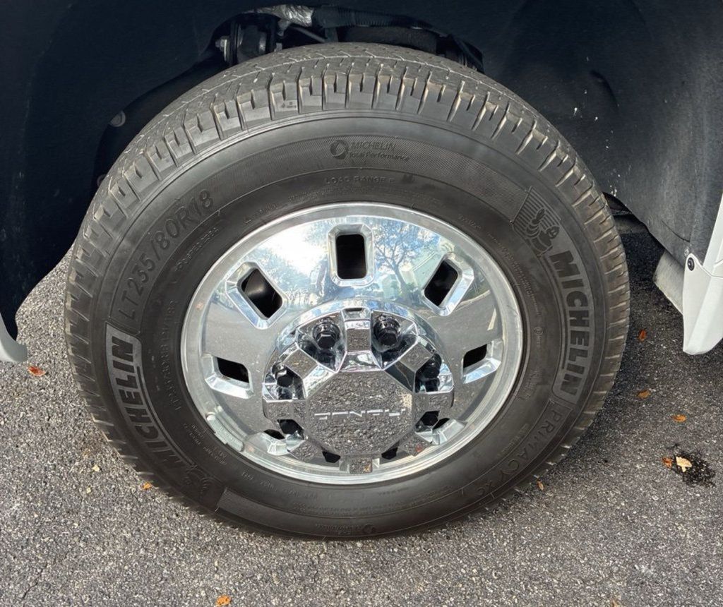 2024 GMC Sierra 3500HD Denali Ultimate - 22949310 - 9