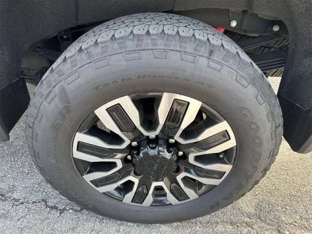 2024 GMC Sierra 3500HD Denali Ultimate - 22969796 - 11