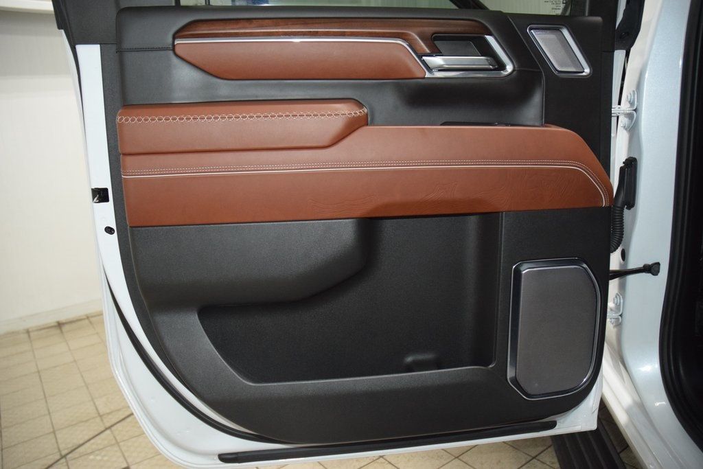 2024 GMC Sierra 3500HD Denali Ultimate - 22969796 - 49