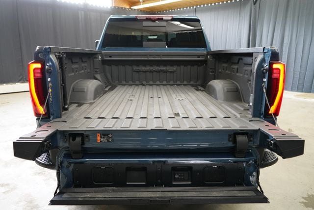 2024 GMC Sierra 3500HD Denali Ultimate - 23077893 - 44
