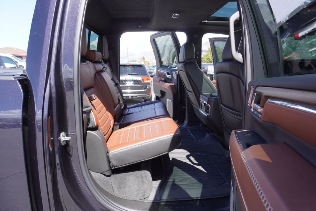 2024 GMC Sierra 3500HD DENALI ULTIMATE - 23070604 - 25