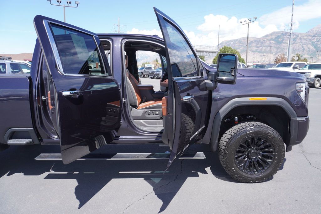 2024 GMC Sierra 3500HD DENALI ULTIMATE - 23070604 - 26