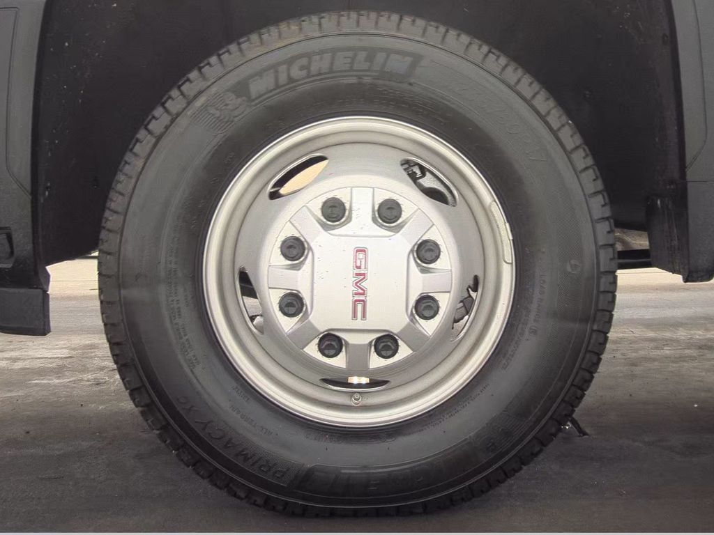 2024 GMC Sierra 3500HD Pro - 23072493 - 3
