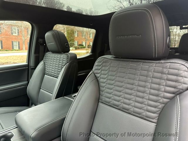 2024 GMC Sierra EV e4WD Crew Cab Denali Edition 1 - 22991787 - 11