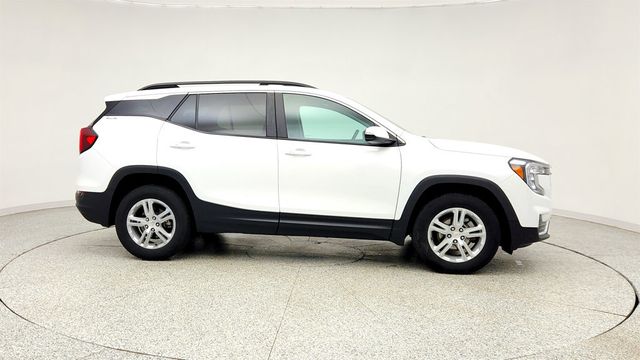 2024 GMC Terrain AWD 4dr SLE w/ Driver Convenience Package & GMC Pro Safety Plus - 23018221 - 3