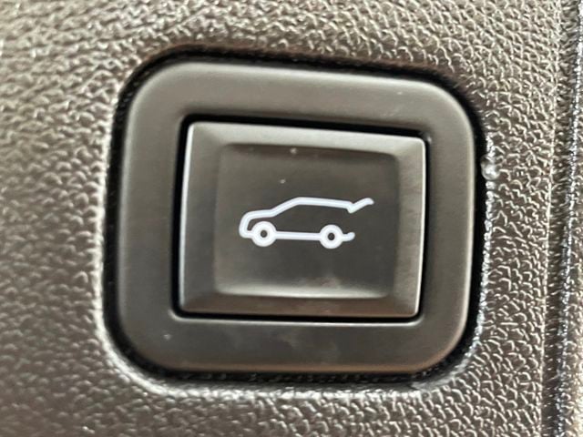 2024 GMC Terrain AWD 4dr SLT - 23075807 - 12