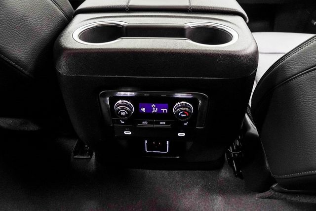 2024 GMC Yukon 2WD 4dr Denali - 22983903 - 19