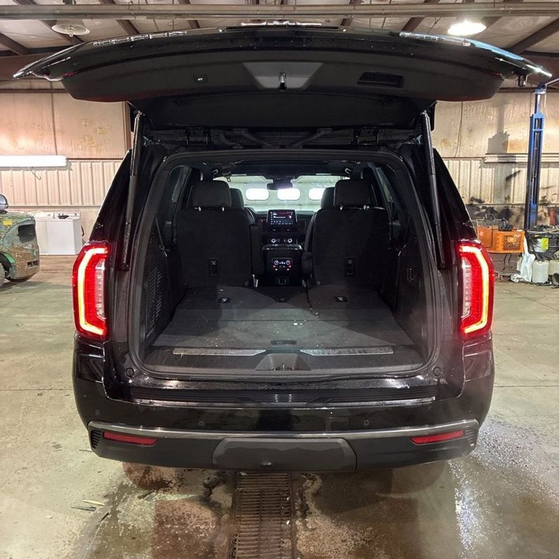 2024 GMC Yukon 4WD 4dr AT4 - 22973382 - 24