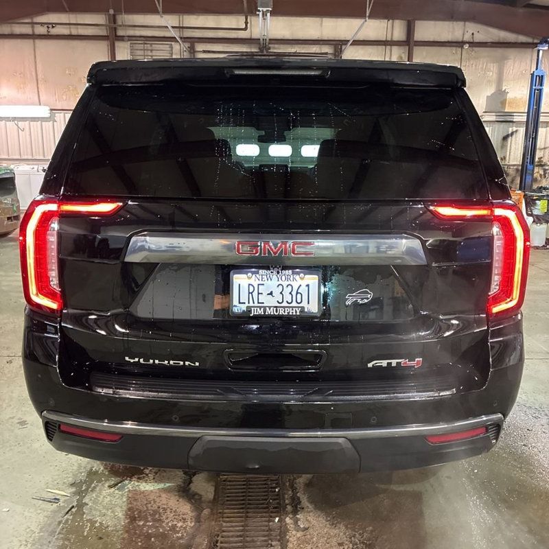 2024 GMC Yukon 4WD 4dr AT4 - 22973382 - 5