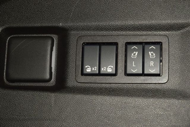 2024 GMC Yukon 4WD 4dr AT4 - 23010284 - 26