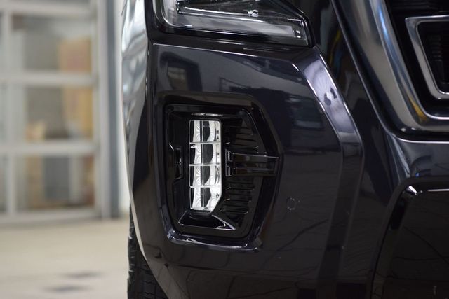 2024 GMC Yukon 4WD 4dr AT4 - 23025581 - 13