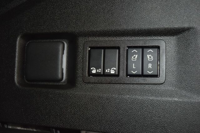 2024 GMC Yukon 4WD 4dr AT4 - 23025581 - 26