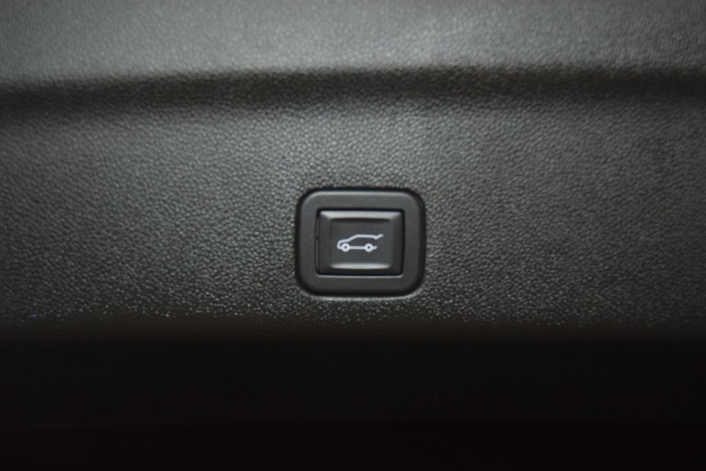 2024 GMC Yukon 4WD 4dr AT4 - 23025581 - 27