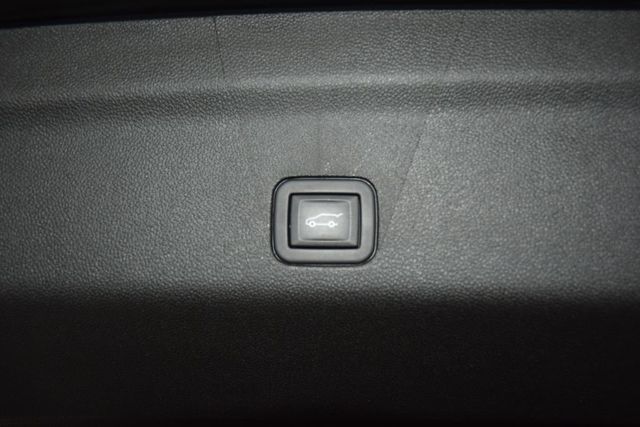 2024 GMC Yukon 4WD 4dr AT4 - 23026586 - 28