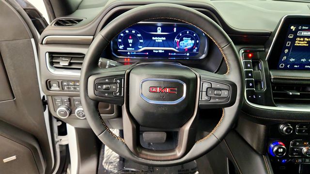 2024 GMC Yukon 4WD 4dr AT4 w/ Technology Pkg, Panoramic Sunroof & Power Steps - 23046927 - 13