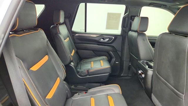 2024 GMC Yukon 4WD 4dr AT4 w/ Technology Pkg, Panoramic Sunroof & Power Steps - 23046927 - 24
