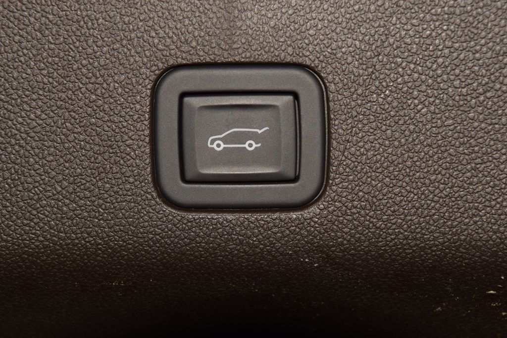 2024 GMC Yukon 4WD 4dr Denali - 23009676 - 27