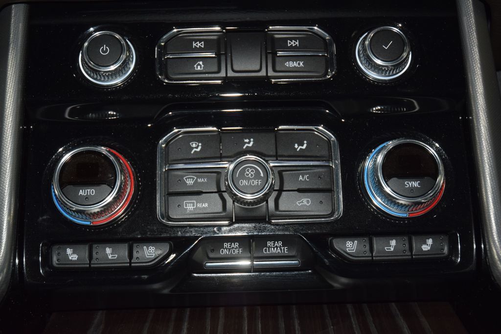2024 GMC Yukon 4WD 4dr Denali - 23009676 - 34