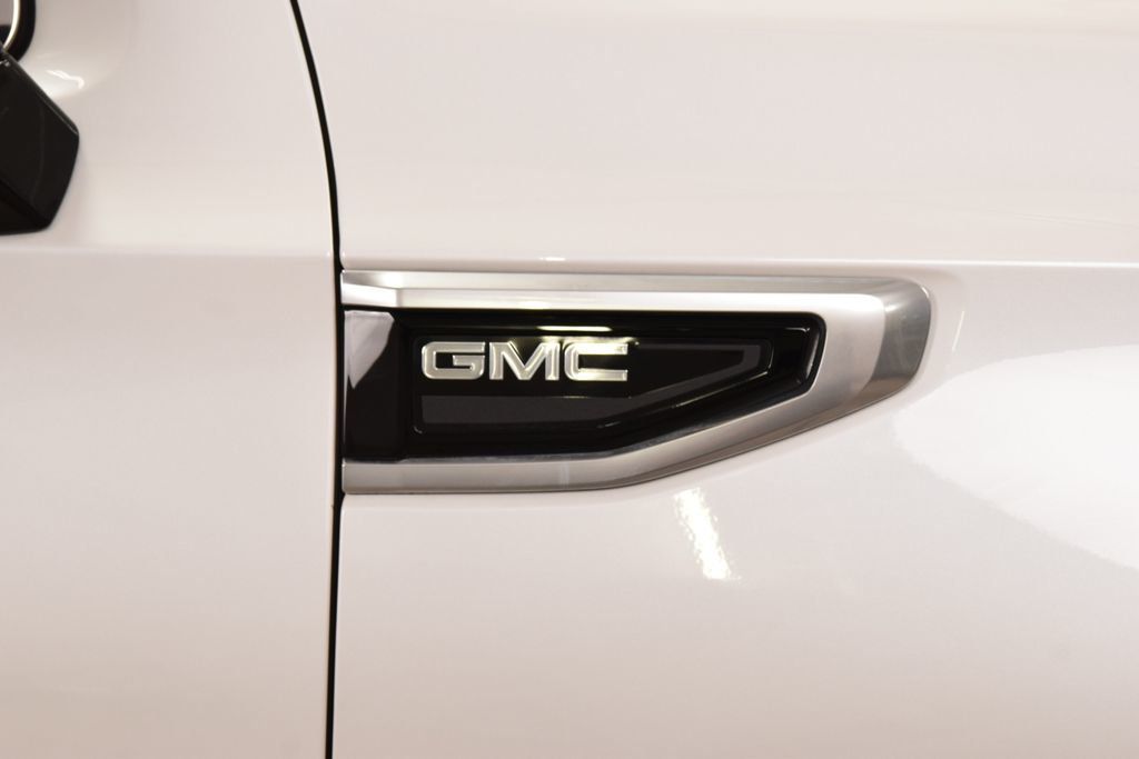 2024 GMC Yukon 4WD 4dr Denali - 23061775 - 15