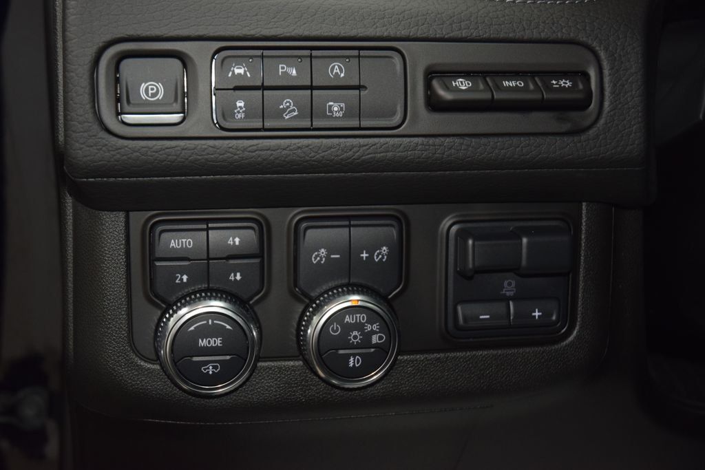 2024 GMC Yukon 4WD 4dr Denali - 23074027 - 36