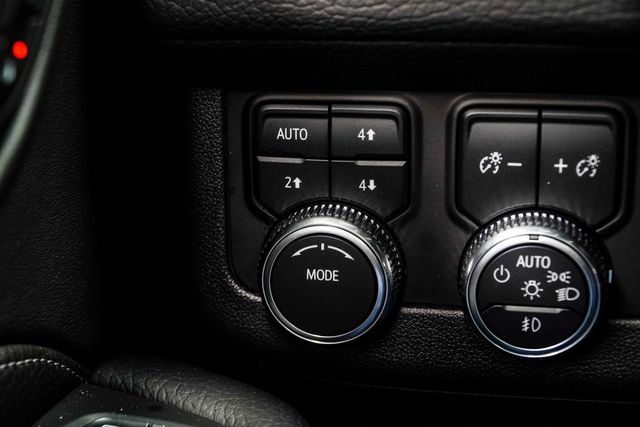 2024 GMC Yukon 4WD 4dr Denali - 22983915 - 39