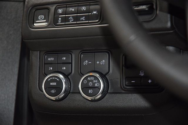 2024 GMC Yukon 4WD 4dr Denali Ultimate - 22920364 - 37