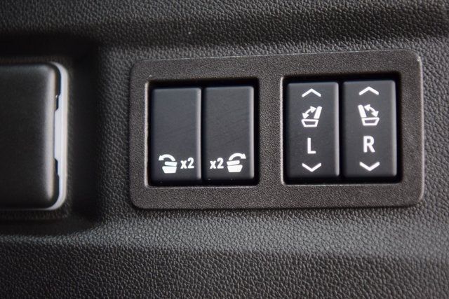 2024 GMC Yukon 4WD 4dr Denali Ultimate - 22934998 - 26