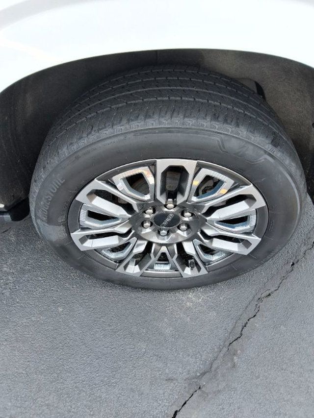 2024 GMC Yukon 4WD 4dr Denali Ultimate - 23024541 - 10