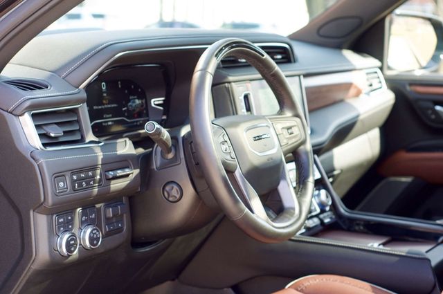 2024 GMC Yukon LocalTrade/DenaliUltimate/2ndRowCaptains/RearEntertainment - 22983537 - 19