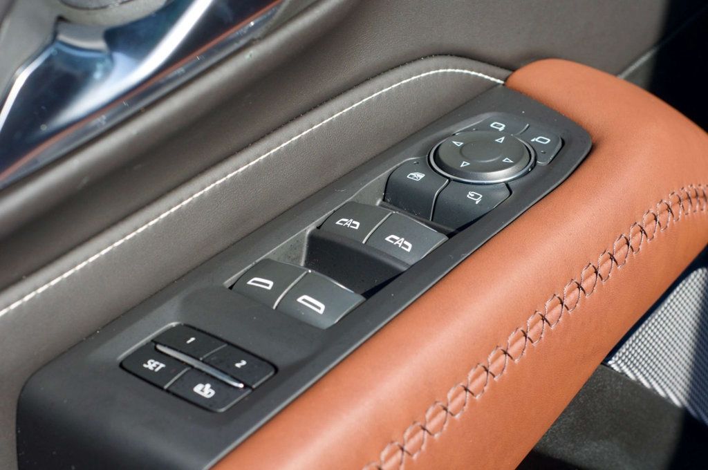 2024 GMC Yukon LocalTrade/DenaliUltimate/2ndRowCaptains/RearEntertainment - 22983537 - 33