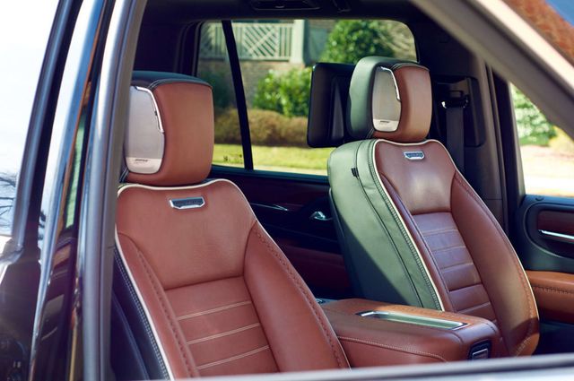 2024 GMC Yukon LocalTrade/DenaliUltimate/2ndRowCaptains/RearEntertainment - 22983537 - 37