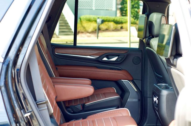 2024 GMC Yukon LocalTrade/DenaliUltimate/2ndRowCaptains/RearEntertainment - 22983537 - 47