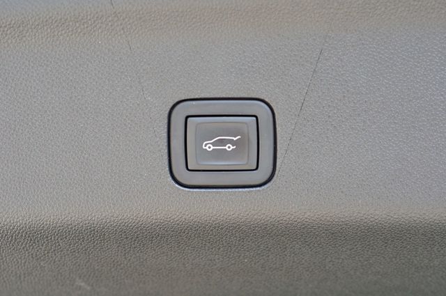 2024 GMC Yukon LocalTrade/DenaliUltimate/2ndRowCaptains/RearEntertainment - 22983537 - 52