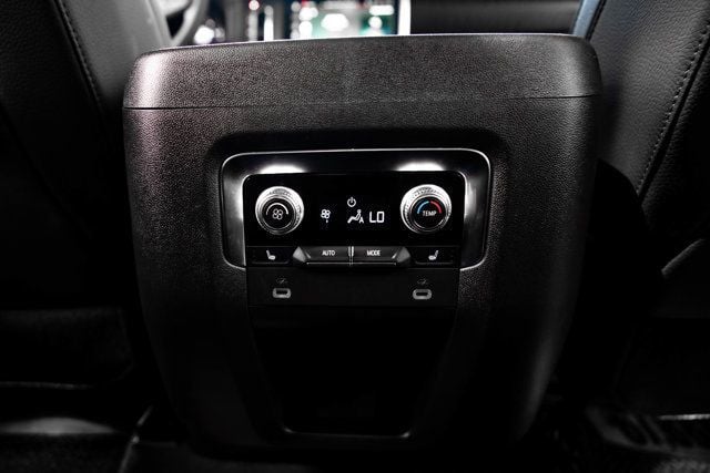 2024 GMC Yukon MSRP$88680/Denali/PanoramicSunroof/Heated&CooledSeats/NAV - 23069366 - 29