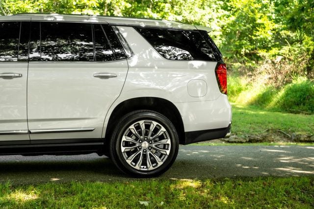 2024 GMC Yukon MSRP$88680/Denali/PanoramicSunroof/Heated&CooledSeats/NAV - 23069366 - 6