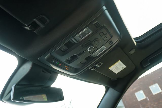 2024 GMC Yukon XL 2WD 4dr Denali - 23043623 - 21