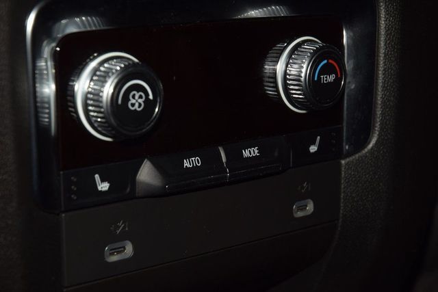 2024 GMC Yukon XL 4WD 4dr Denali - 22986430 - 44