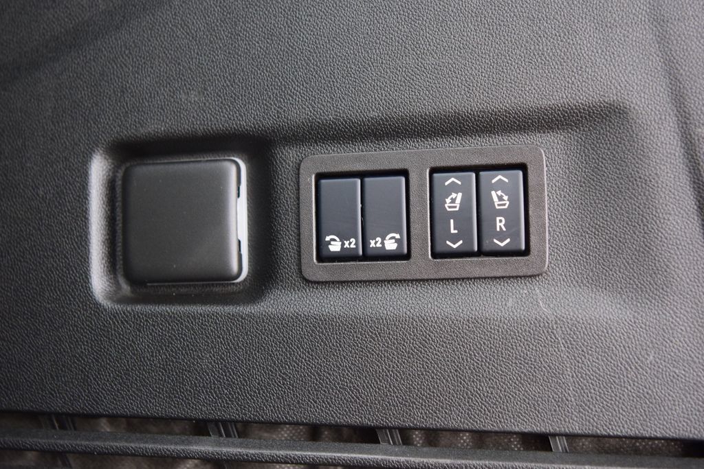 2024 GMC Yukon XL 4WD 4dr Denali - 22999072 - 25