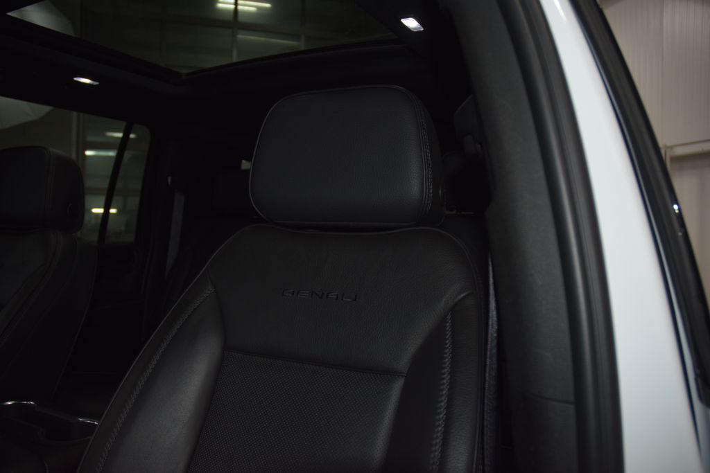 2024 GMC Yukon XL 4WD 4dr Denali - 23011078 - 42