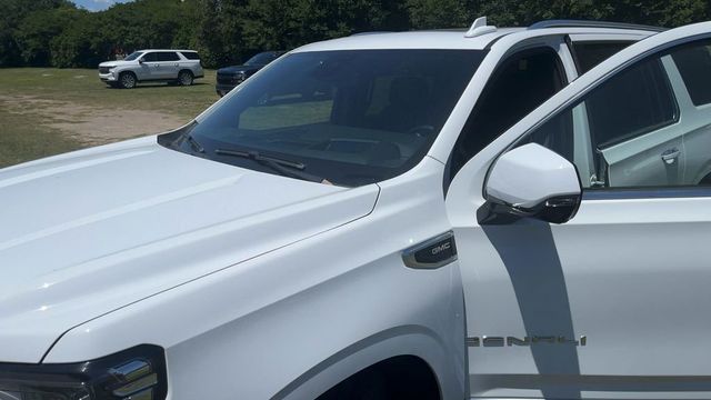 2024 GMC Yukon XL 4WD 4dr Denali - 23030213 - 9