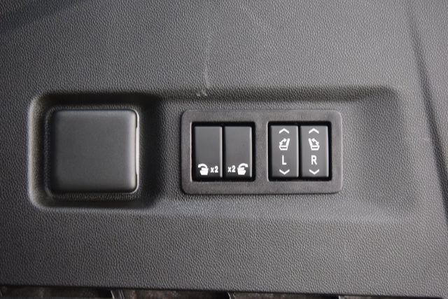2024 GMC Yukon XL 4WD 4dr Denali - 23079785 - 26