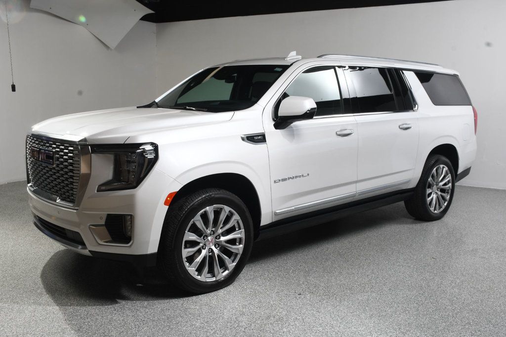 GMC Yukon XL photo 2