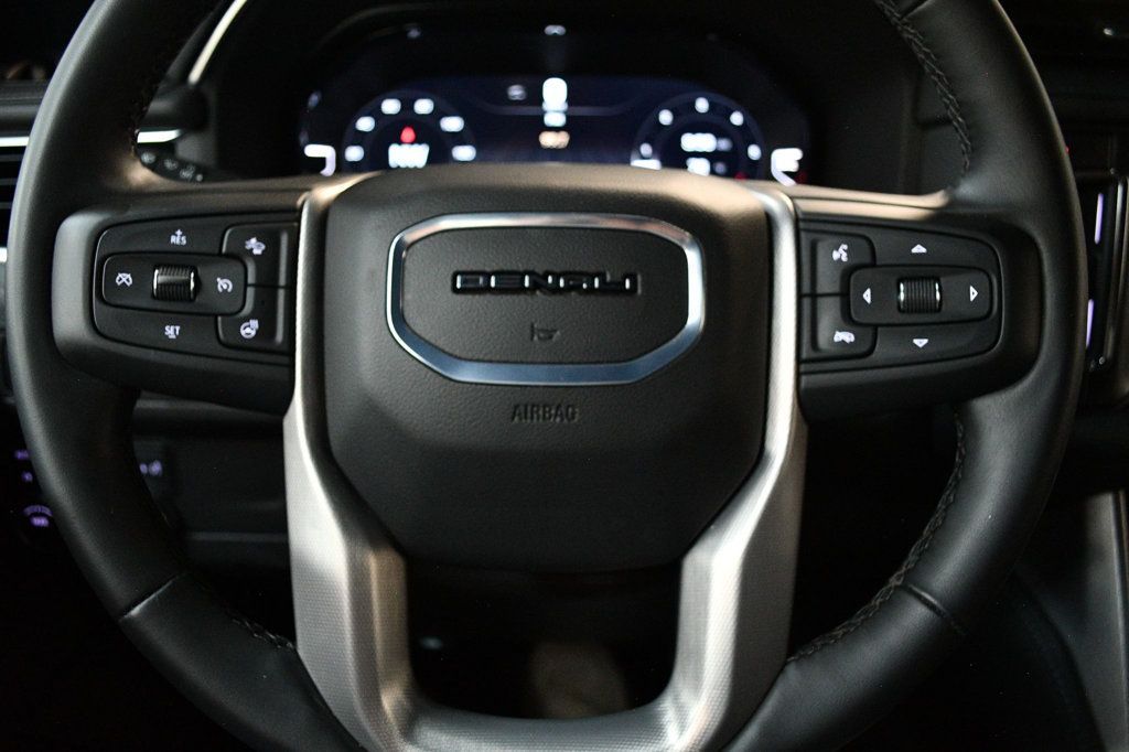 GMC Yukon XL photo 42