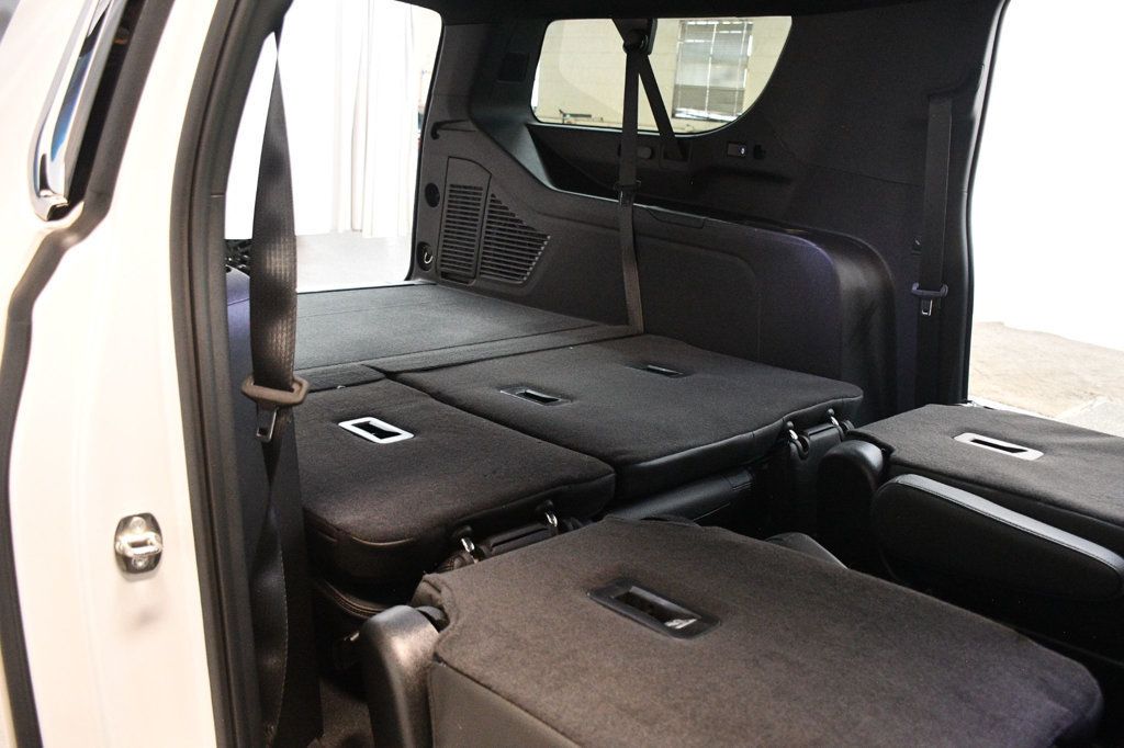 GMC Yukon XL photo 77