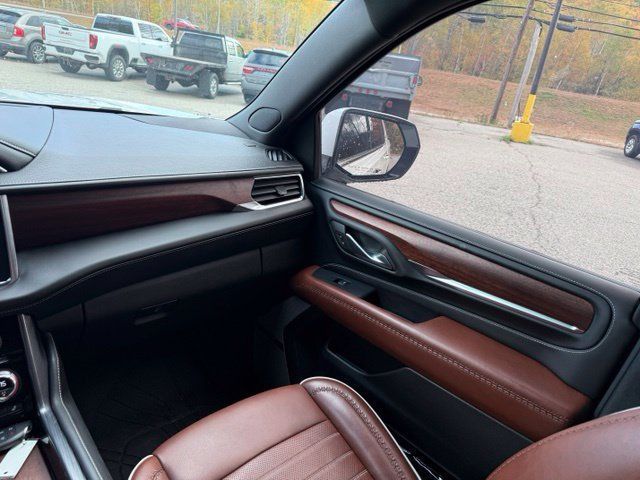 2024 GMC Yukon XL Denali Ultimate - 23083841 - 19
