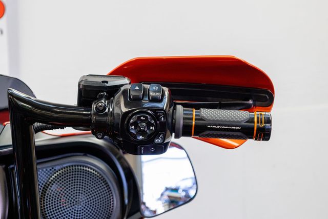 2024 HARLEY DAVIDSON Street Glide FLHX 1-OWNER LOW MILES!!! - 22988717 - 10