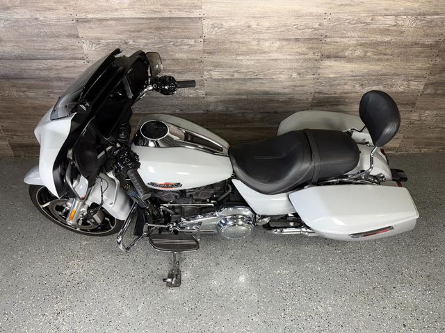 2024 Harley-Davidson FLHX Street Glide SUPER CLEAN! - 22955851 - 15